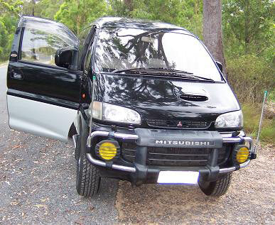 Mitsubishi Delica L400 Space Gear