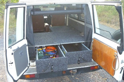 Toyota Troop Carrier - 75/78 Series